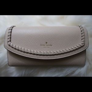 Kate Spade off white wallet